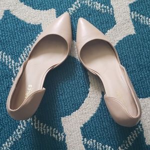 Charles David nude pumps size 11